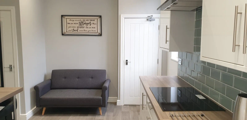 ENSUITE ROOMS - Monson Street - 6 Bed - Thumbnail 5